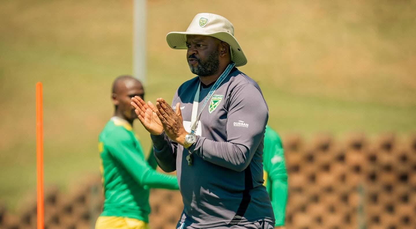 Manqoba Mngqithi talking about Mamelodi Sundowns