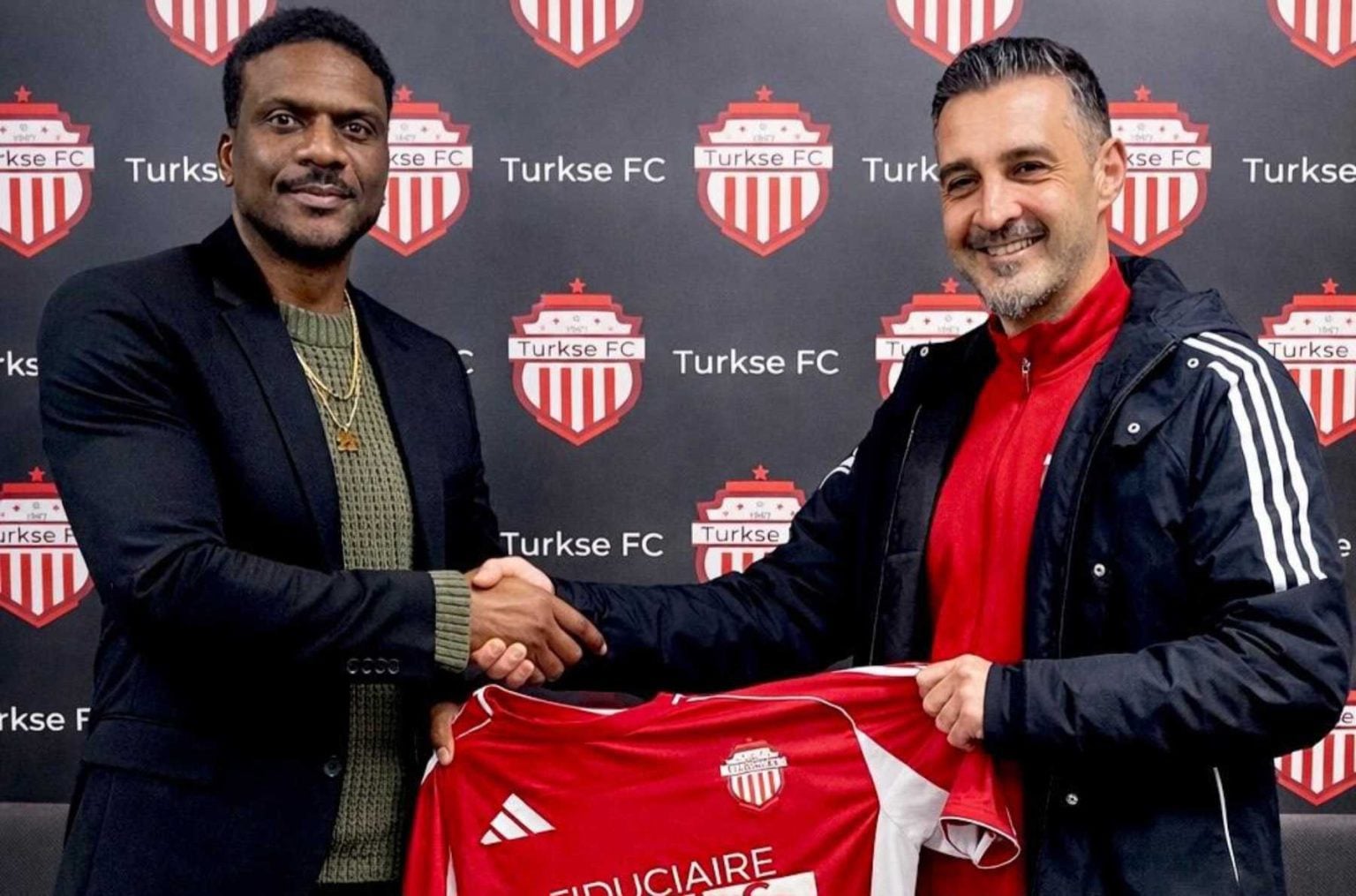 Masilo Modubi being officially unveiled by a Turkse FC management official