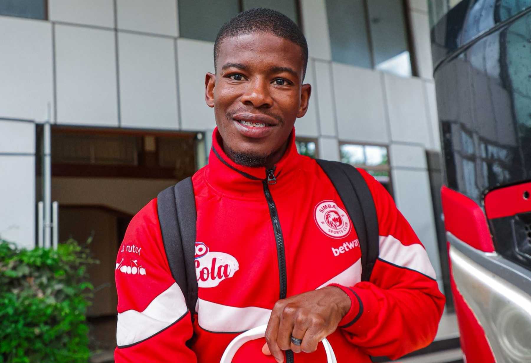 Neo Maema wearing a Simba SC regalia on match day