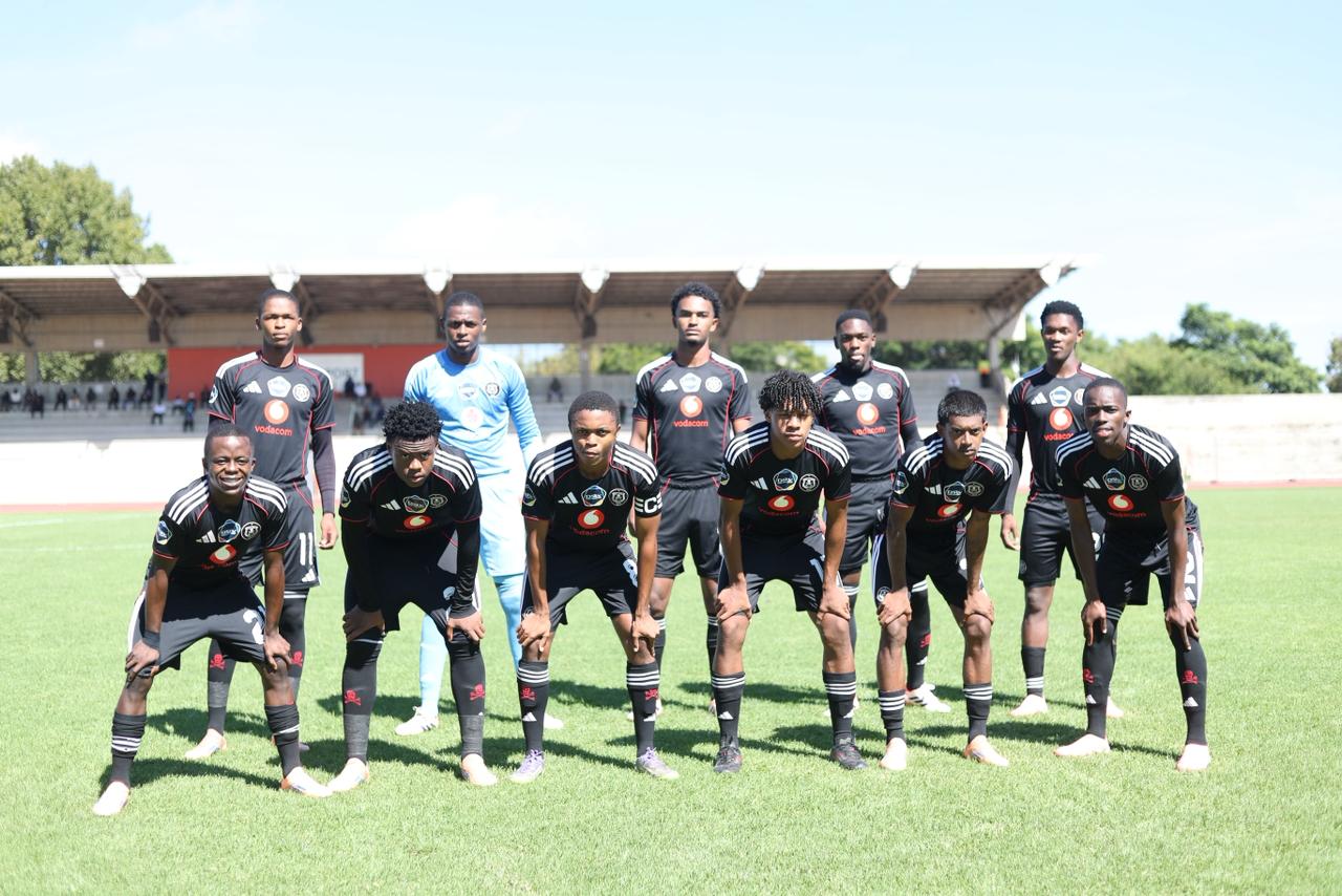 Orlando Pirates DDC side lining up for a team picture