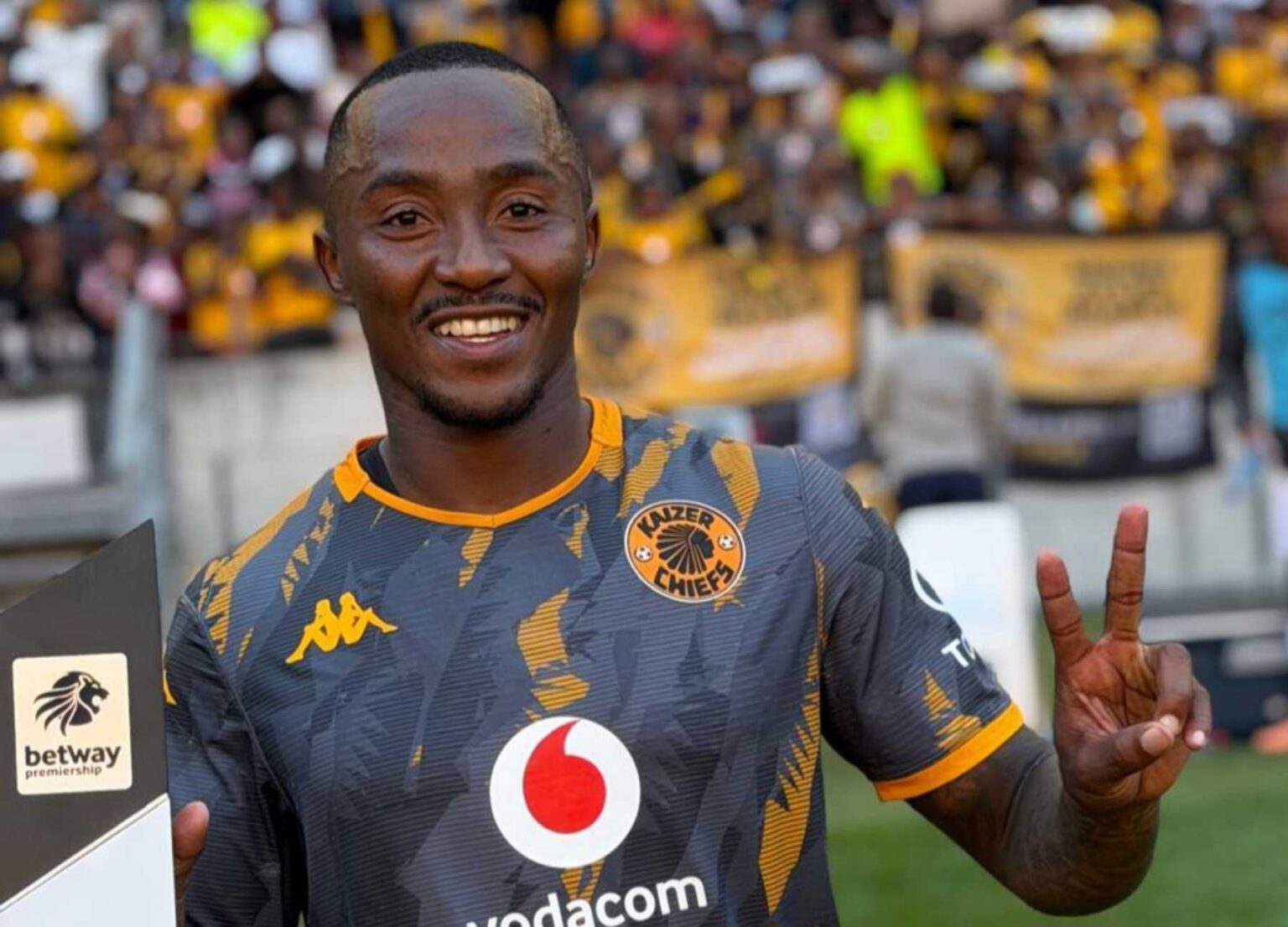 Lebohang Maboe with a Man of the Match award against Magesi FC