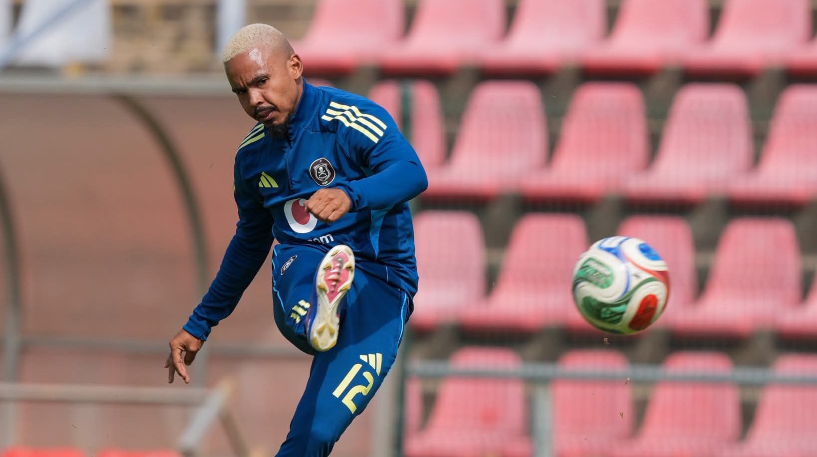 Oswin Appollis at Orlando Pirates training