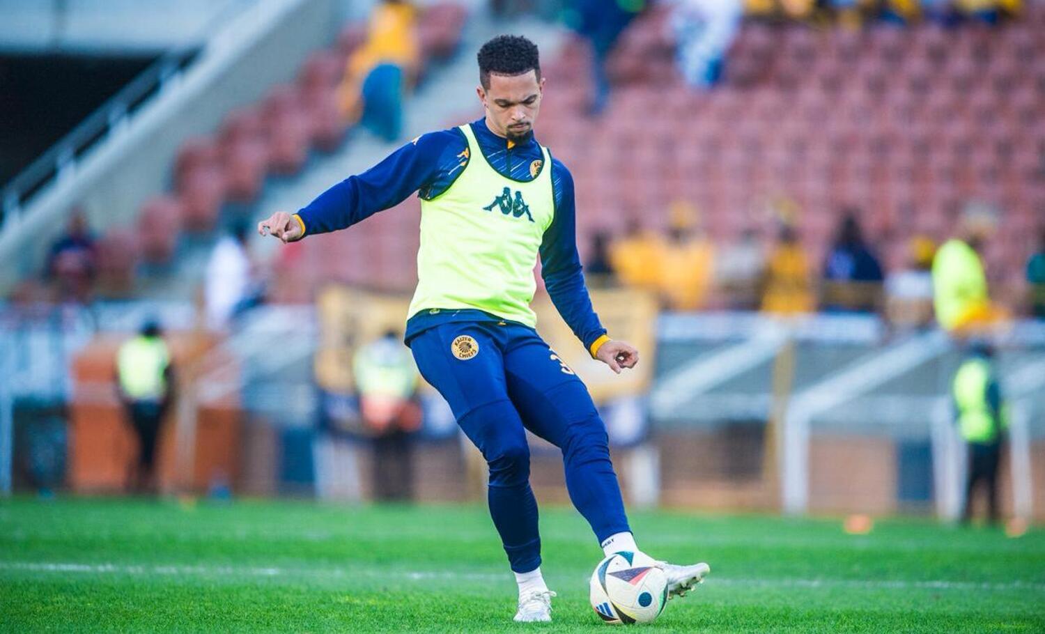 Aden McCarthy warming up for Kaizer Chiefs before a match
