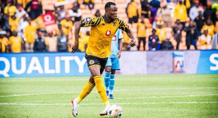 Glody Lilepo in Kaizer Chiefs colours