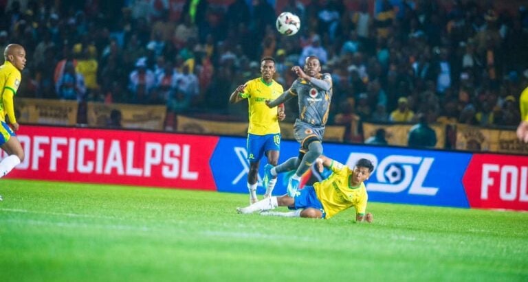 Kaizer Chiefs in action against Mamelodi Sundowns