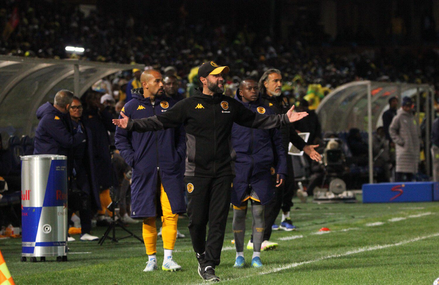 Khalil Ben Youssef reacting to Mduduzi Shabalala's injury against Mamelodi Sundowns