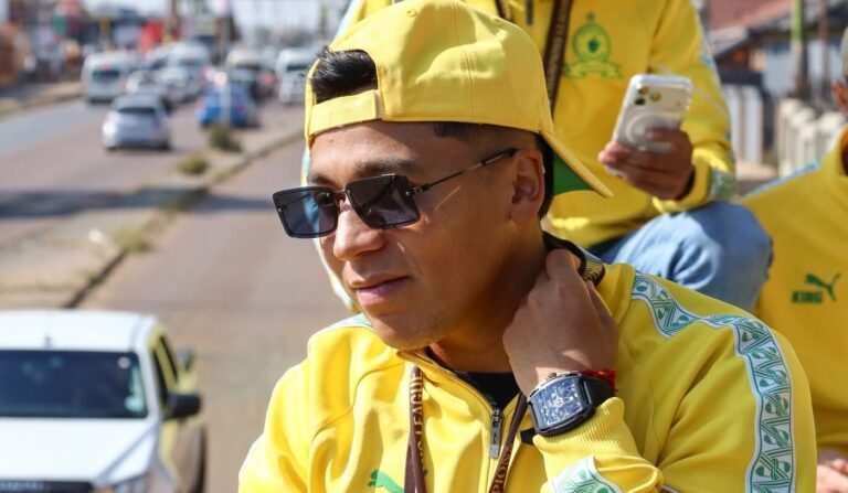 Marcelo Allende with Mamelodi Sundowns