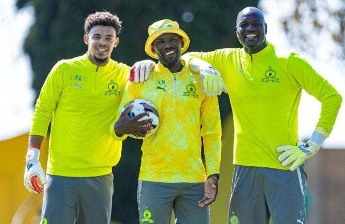 Ronwen Williams, Kennedy Mweene, Denis Onyango at Mamelodi Sundowns training