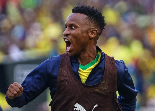 Themba Zwane celebrate a goal while on the bench for Mamelodi Sundowns against AS FAR.