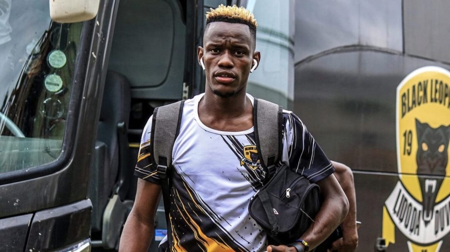 Bethuel Muzeu at Black Leopards