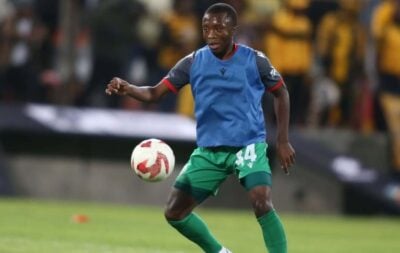 Lazola Maku in action for Siwelele FC