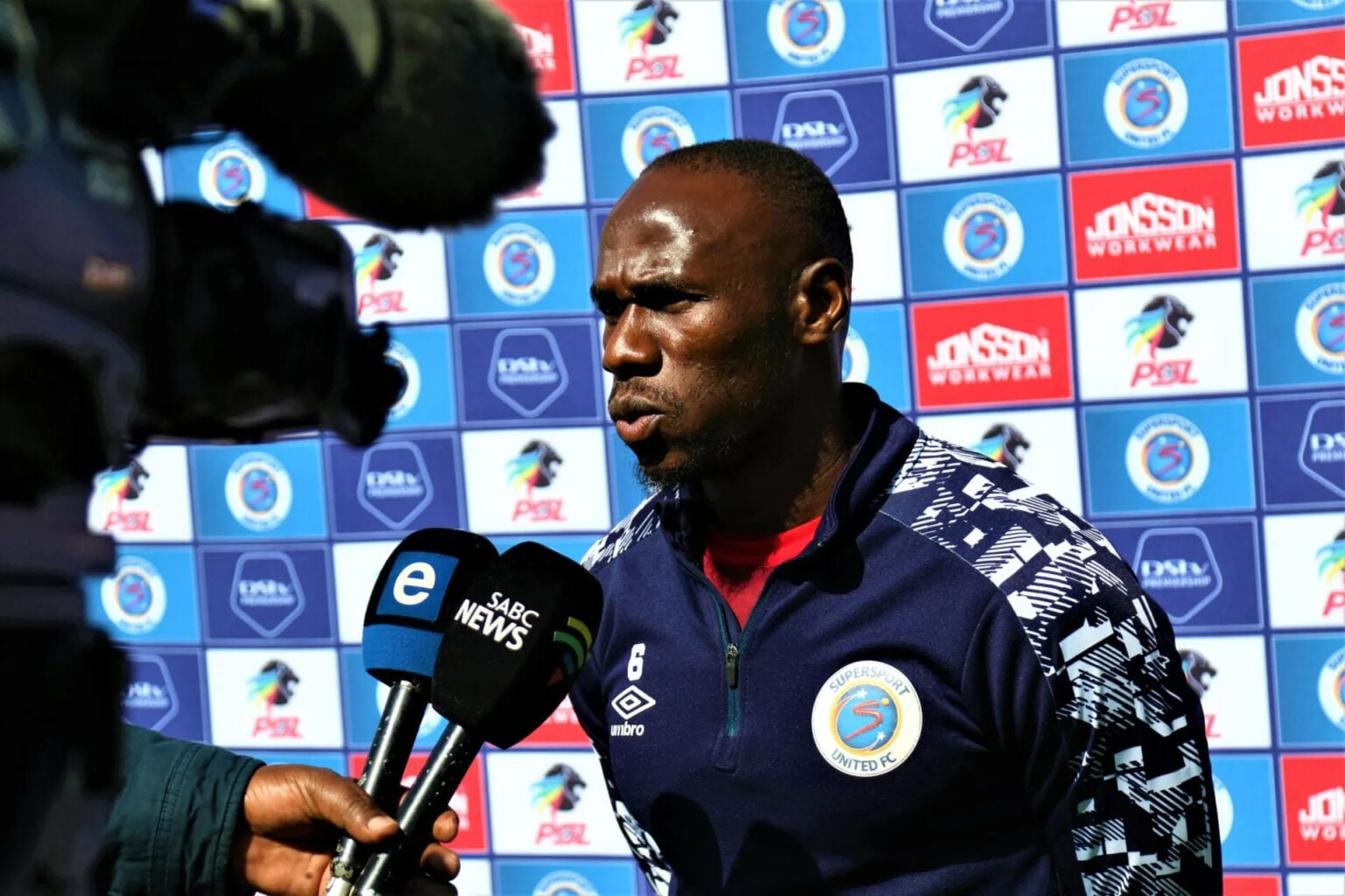 Onismor Bhasera while at SuperSport United