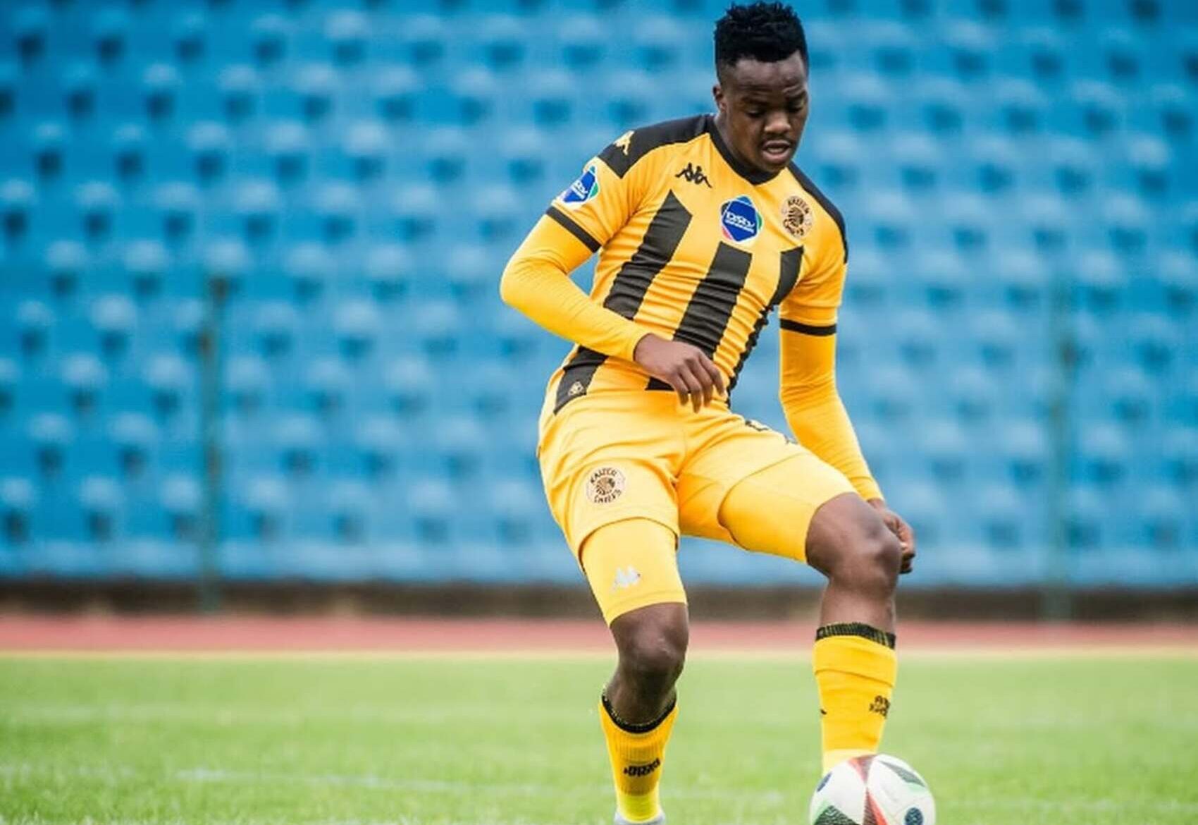 Xolani Cossa playing at Kaizer Chiefs