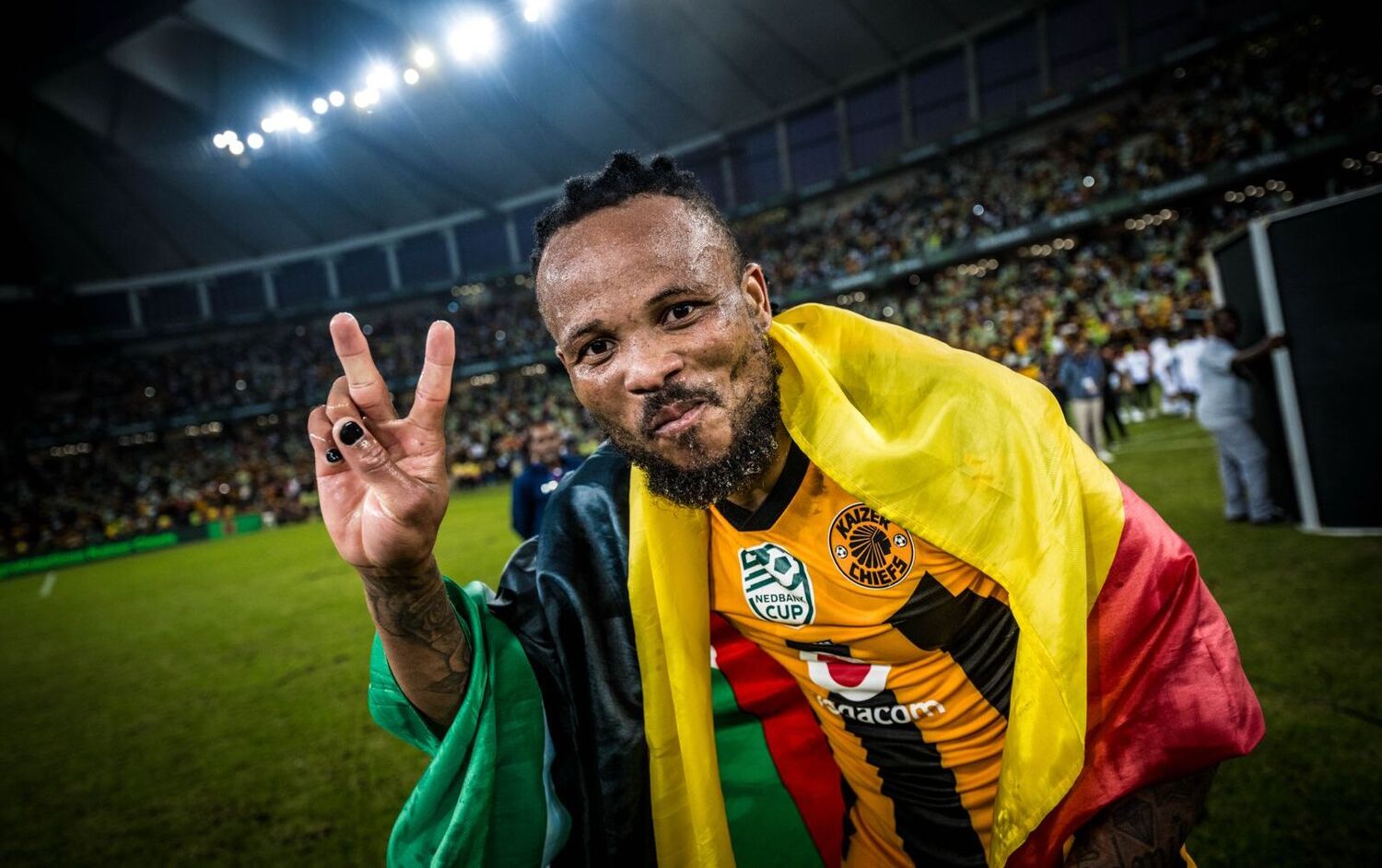 Edmilson Dove celebrating winning the 2025 Nedbank Cup with Kaizer Chiefs