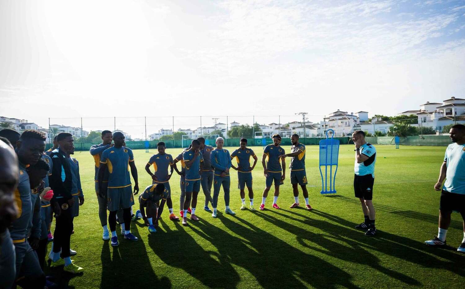 Fernando da Cruz addresses Kaizer Chiefs players at a training session in Spain