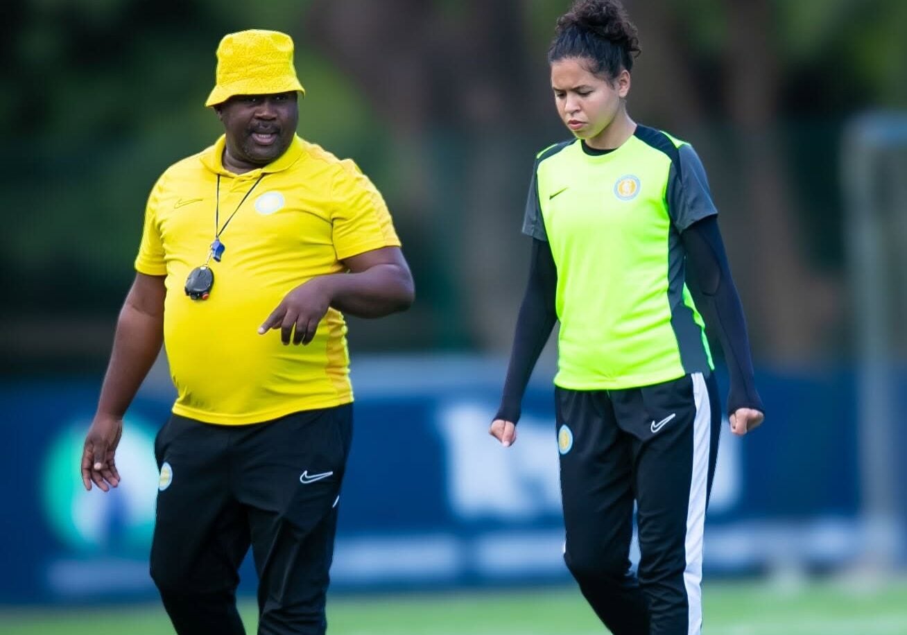 Jerry Tshabalala at Sporting Club Casablanca coaching a player