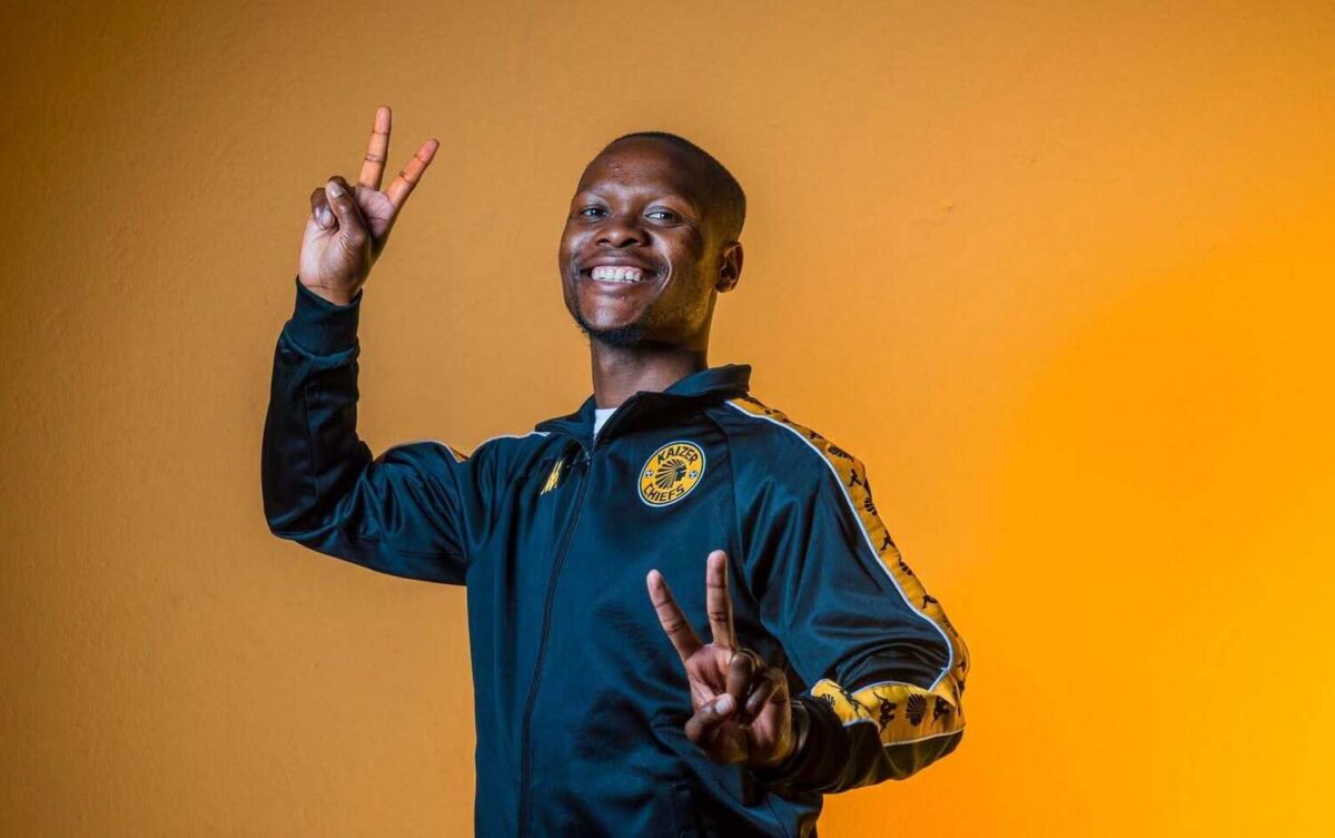Thabo Moloisane being unveiled by Kaizer Chiefs