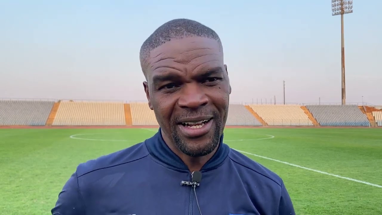 Thulani Nkosi doing an interview