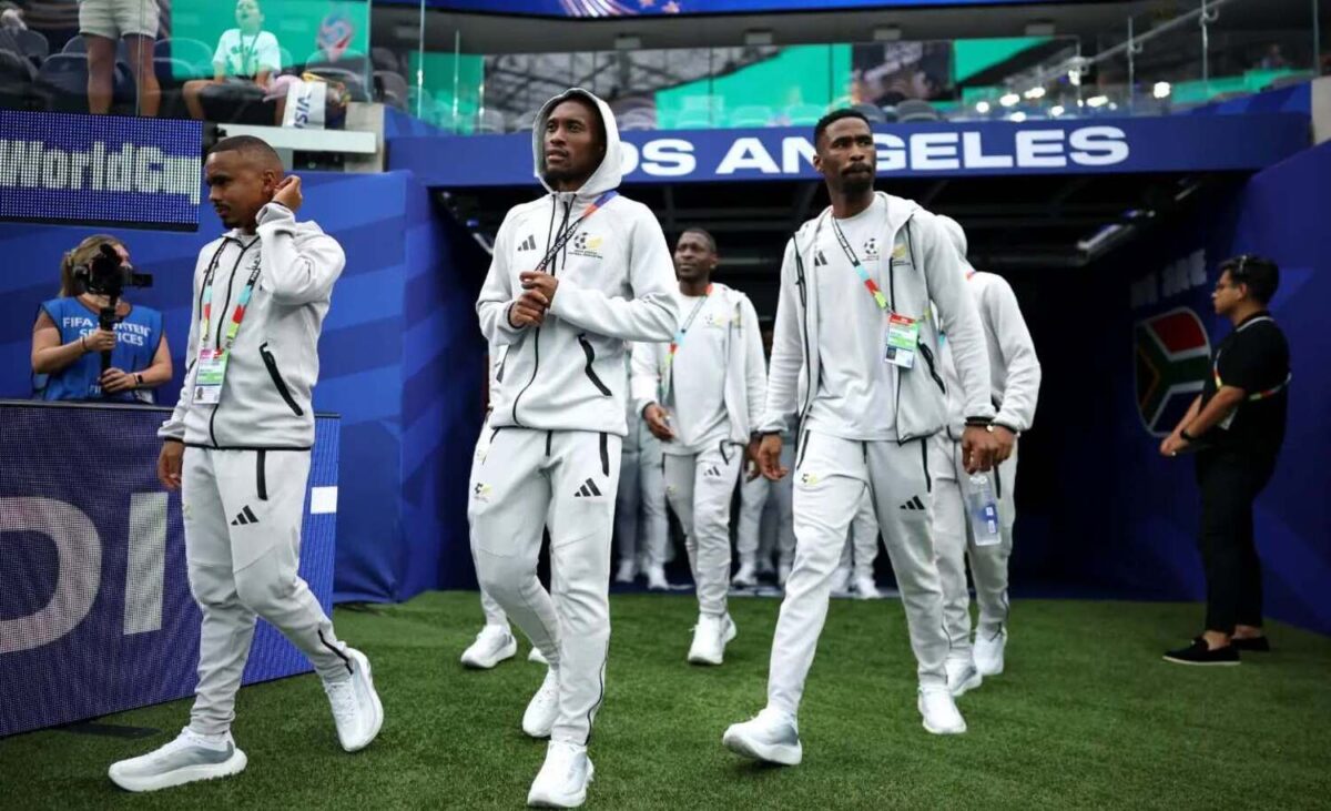 Oswin Appollis, Thapelo Maseko, Sipho Chaine and other Bafana Bafana players during pitch inspection before the 2026 FIFA World Cup clash with Canada