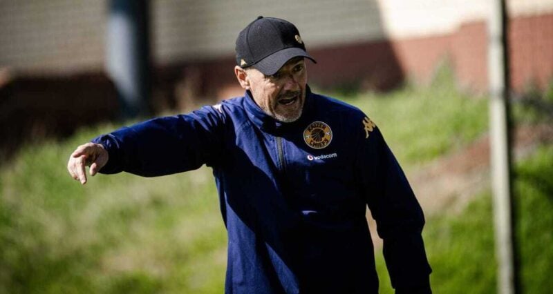 Fernando da Cruz conducting a training session at Kaizer Chiefs