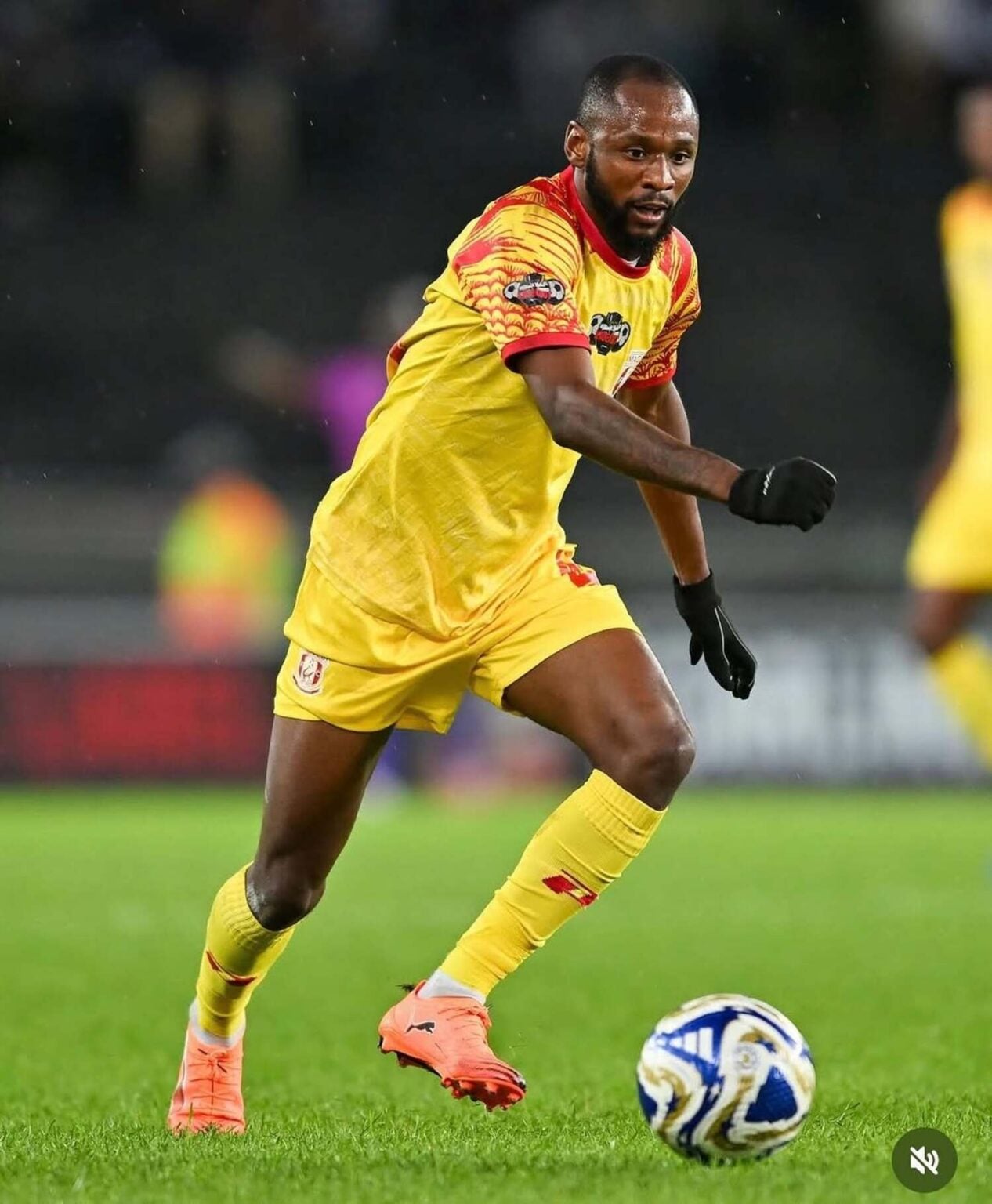 Kgomotso Mosadi in action for Magesi FC