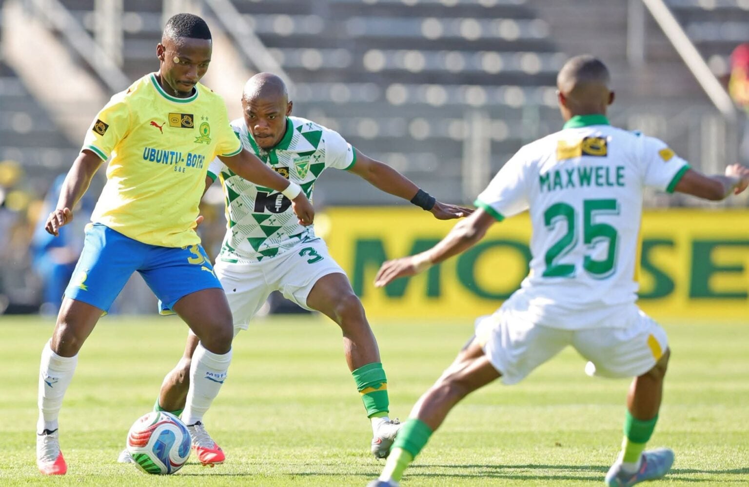 MTN8 semi-final first leg clash between Mamelodi Sundowns and Golden Arrows