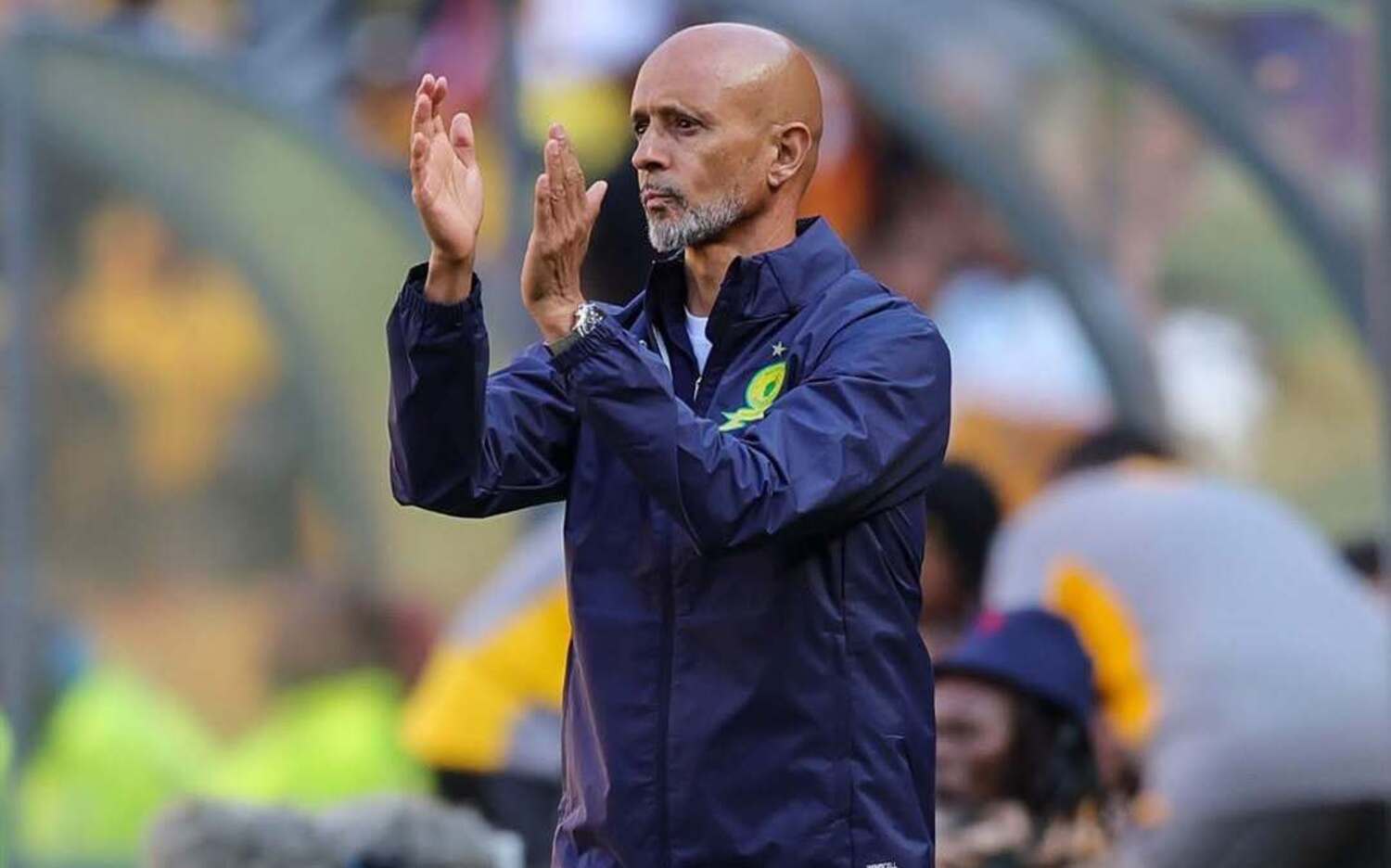 Mamelodi Sundowns coach Miguel Cardoso issuing instructions from the touchline