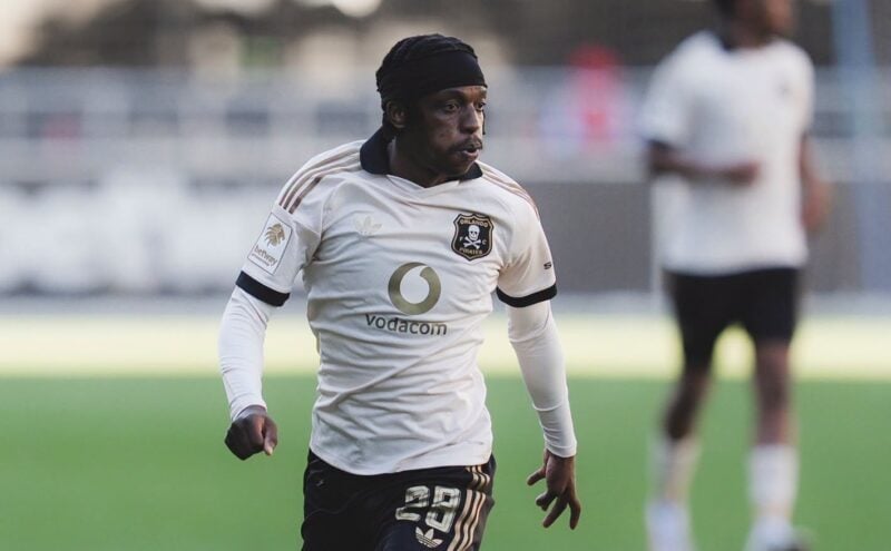 Patrick Maswanganyi in action for Orlando Pirates against Sekhukhune United.