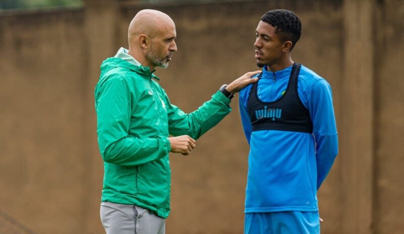 Tashreeq Matthews and Miguel Cardoso at training