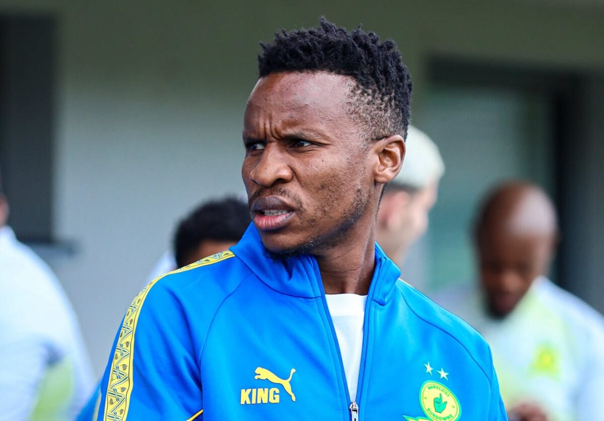 Themba Zwane wearing the Mamelodi Sundowns blue jacket during pre-season.