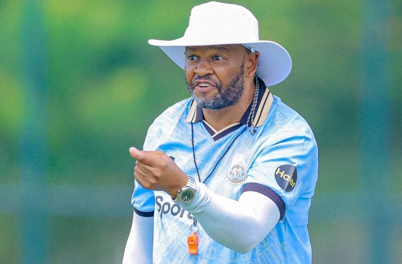 Young Africans coach Manqoba Mngqithi coaching