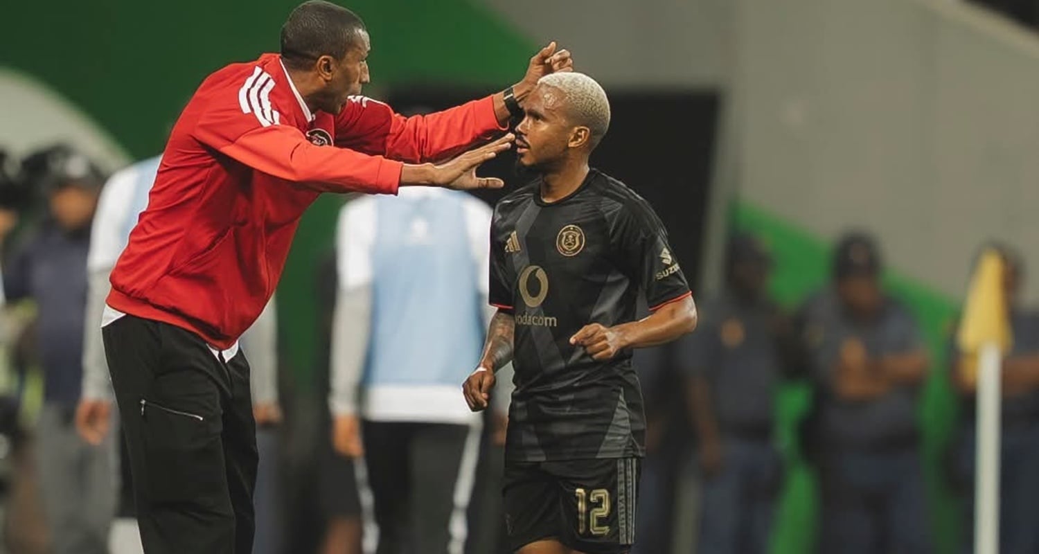 Abdeslam Ouaddou with Oswin Appollis