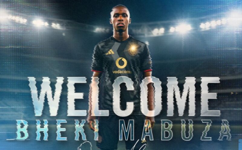 Bheki Mabuza when he was officially unveiled by Orlando Pirates