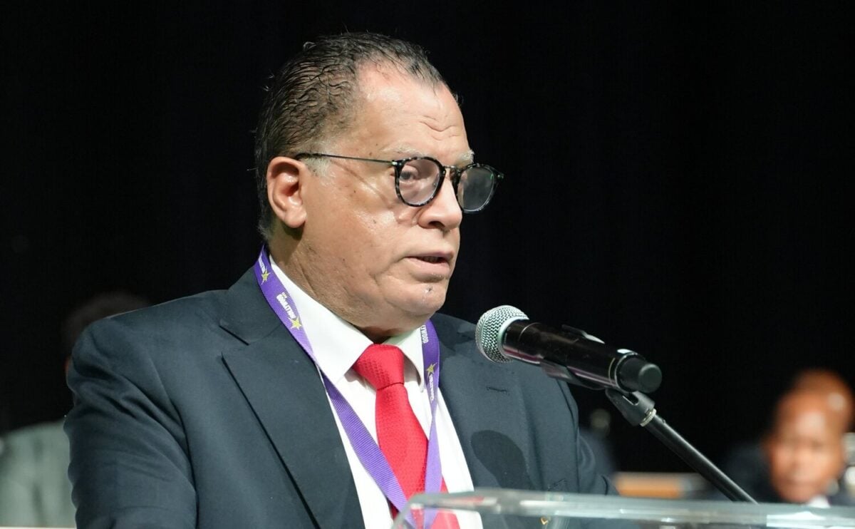 Danny Jordaan addressing the SAFA congress