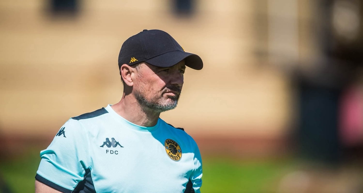 Fernando Da Cruz conducting Kaizer Chiefs training
