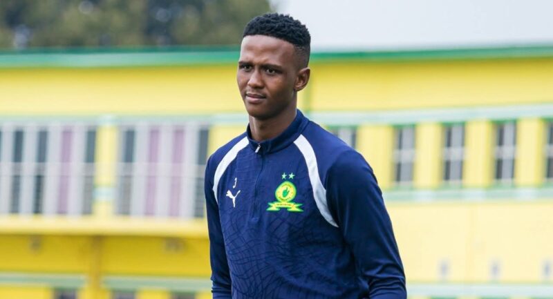 Khulumani Ndamane at Mamelodi Sundowns training