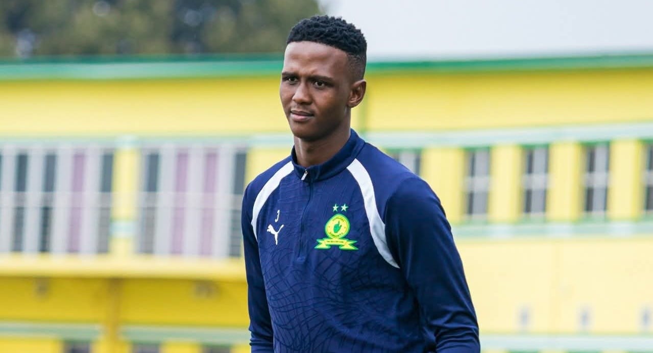 Khulumani Ndamane at Mamelodi Sundowns training