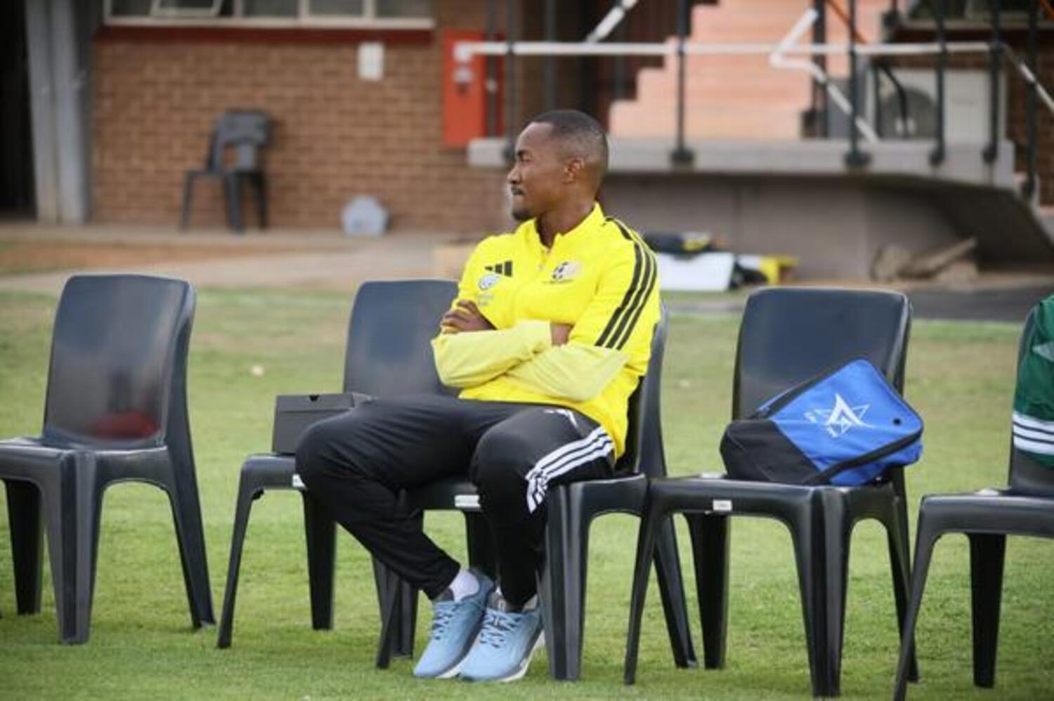 Lebohang Maboe watching Bafana Bafana training session
