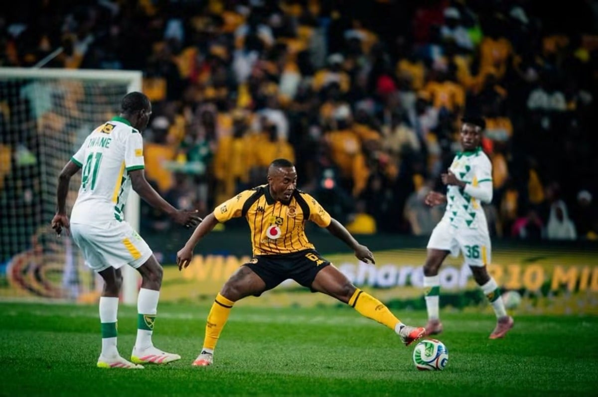 Lebohang Maboe in action for Kaizer Chiefs