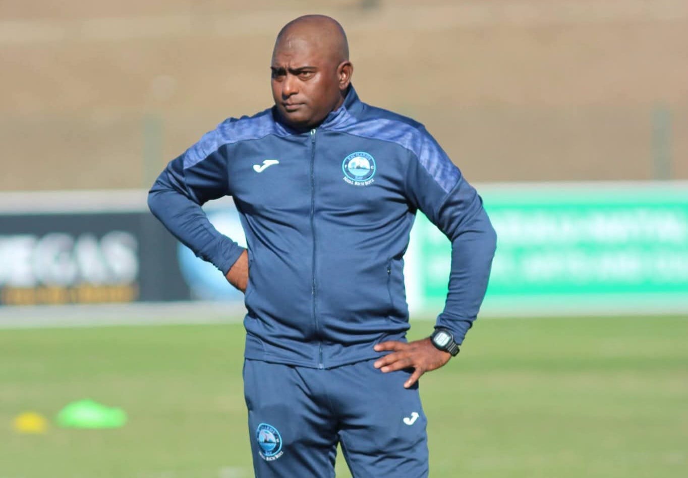 Ronnie Gabriel conducting a training session with Richards Bay.