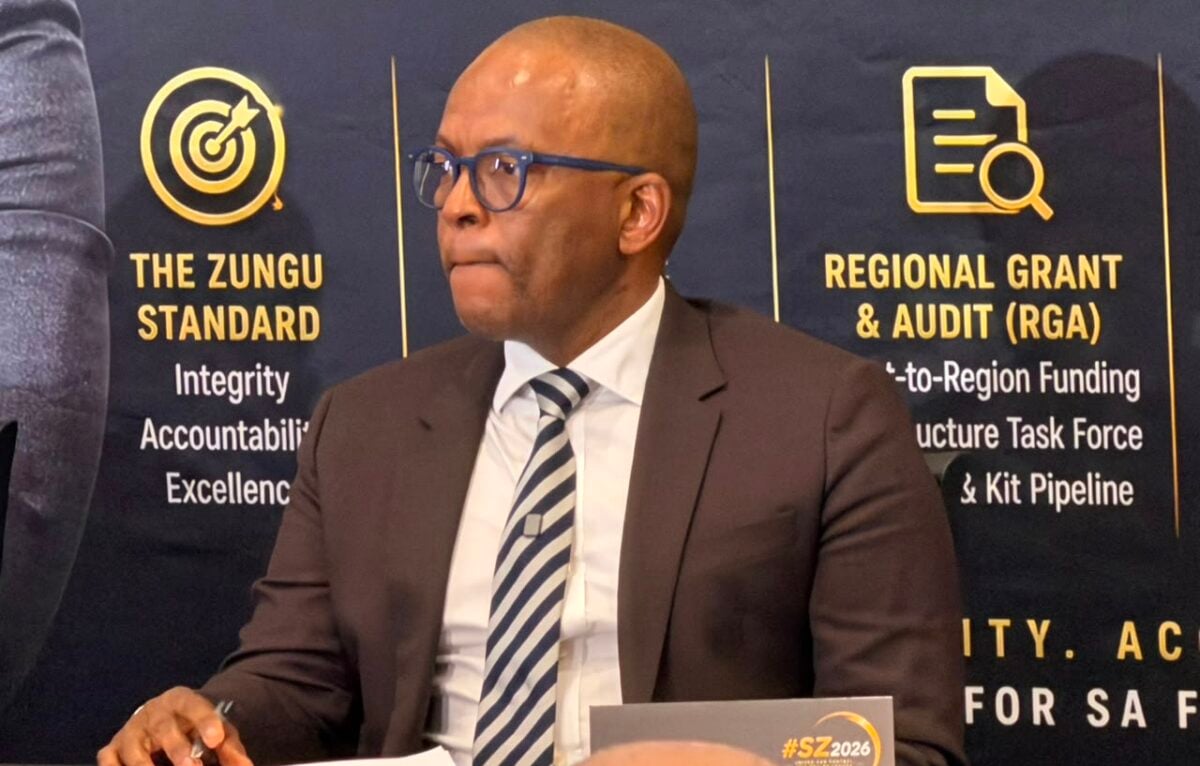 Sandile Zungu addressing the media