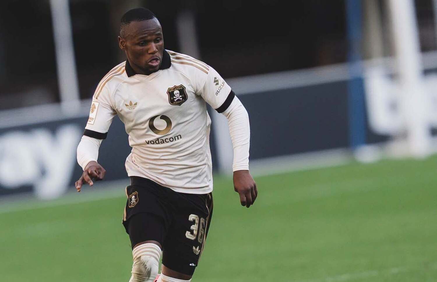Kamogelo Sebelebele in action for Orlando Pirates