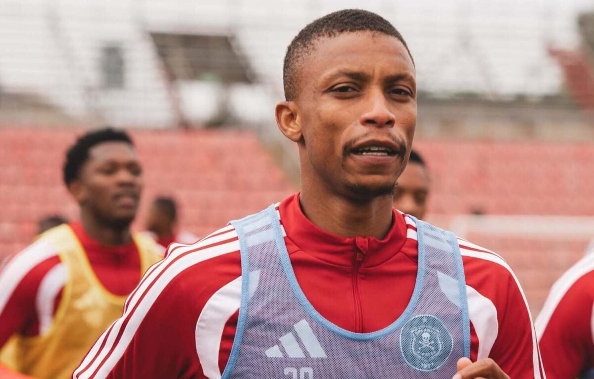 Sihle Nduli training with Orlando Pirates